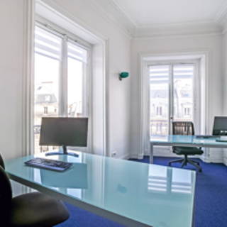 Bureau privé 15 m² 3 postes Location bureau Avenue de l'Opéra Paris 75001 - photo 1